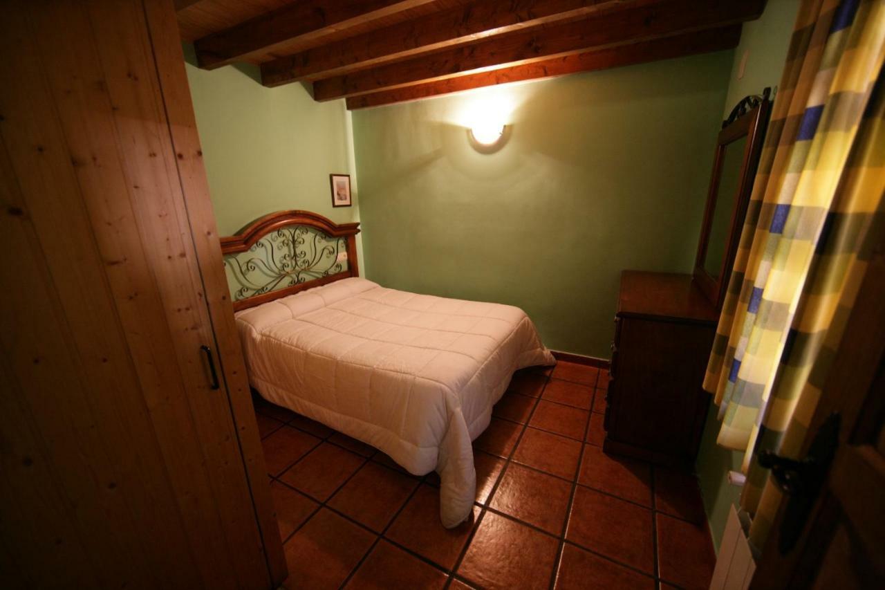 Alojamientos Rurales El Fontano Galende Extérieur photo